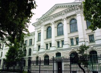 Du lịch Nga: Đại học Saint Petersburg